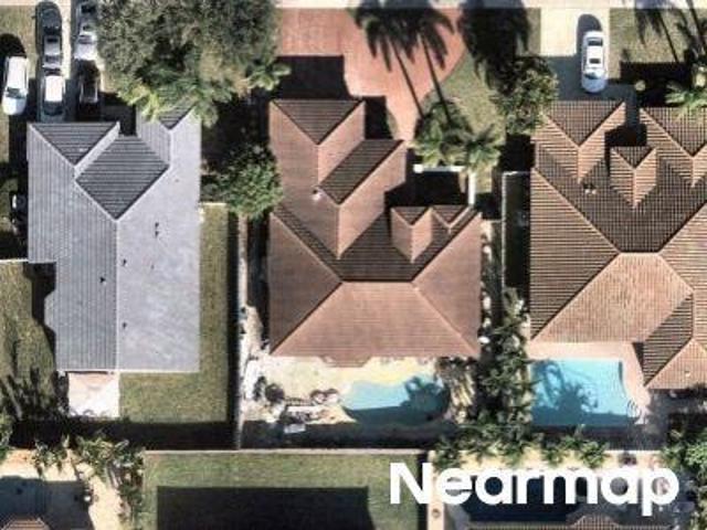 House for sale in Pembroke Pines, Florida