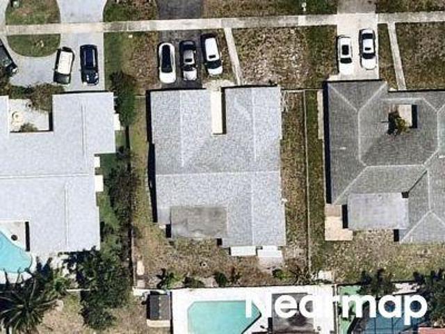 House for sale in Pembroke Pines, Florida