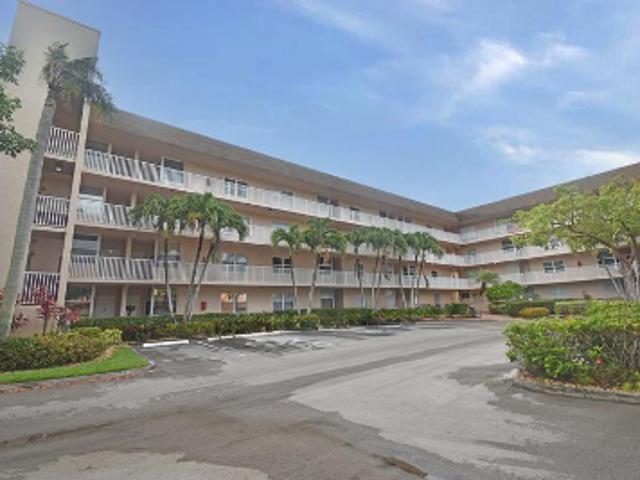 Condo for sale in Sunrise, Florida