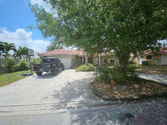 House for sale in Coral Springs, Florida