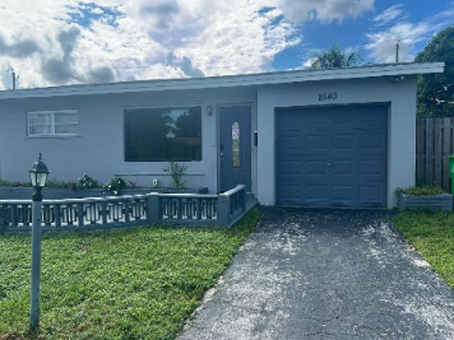 House for sale in Sunrise, Broward County