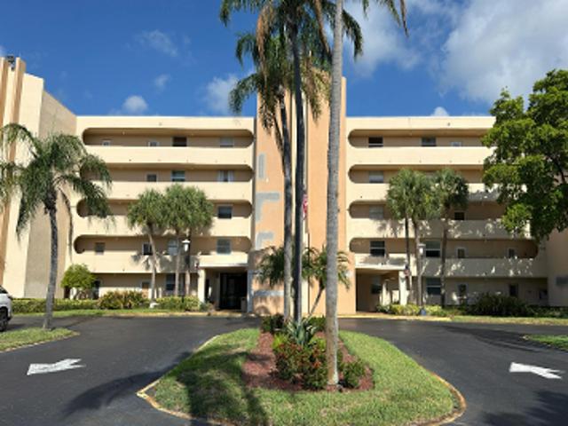 Condo for sale in Boca Raton, Florida