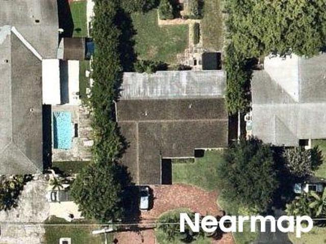 House for sale in Oakland Park, Florida