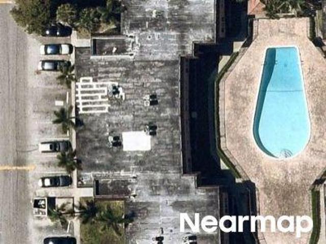 Condo for sale in Golf Estates, Lauderdale Lakes