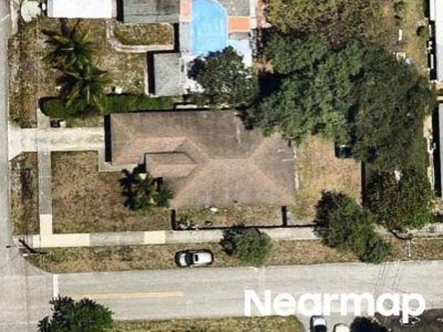 House for sale in Hallandale House for sale in Hallandale