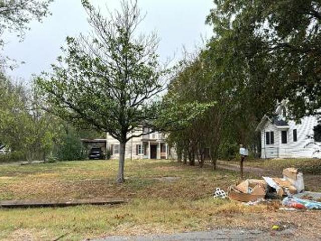 House for sale in Hubbard, Texas
