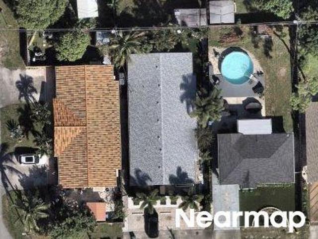 House for sale in Oakland Park, Florida