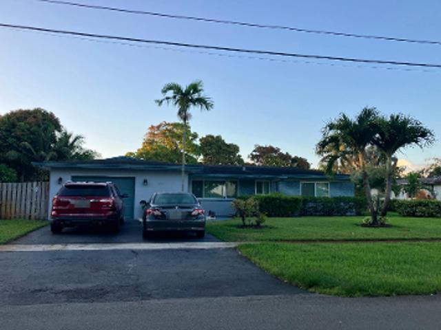 House for sale in Breezeswept Park Estates, Plantation