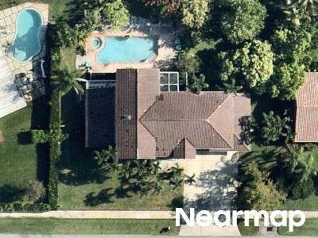 House for sale in Pembroke Pines, Florida