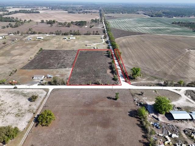 Land for sale in Bell, Florida