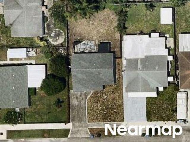 House for sale in Oakland Park, Florida