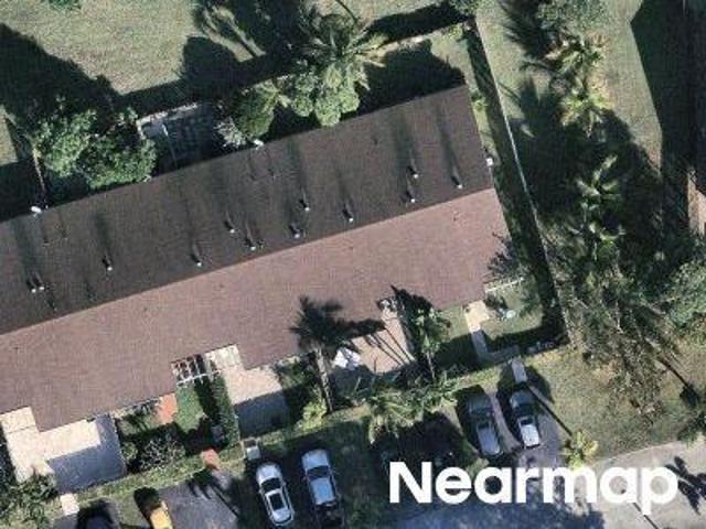 Townhouse for sale in Deerfield Beach, Florida