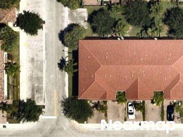 Townhouse for sale in Tamarac, Florida