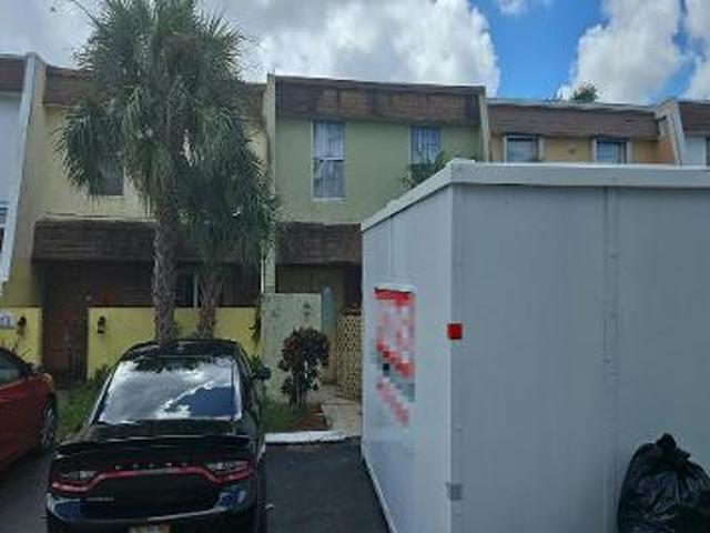 House for sale in Tamarac, Florida