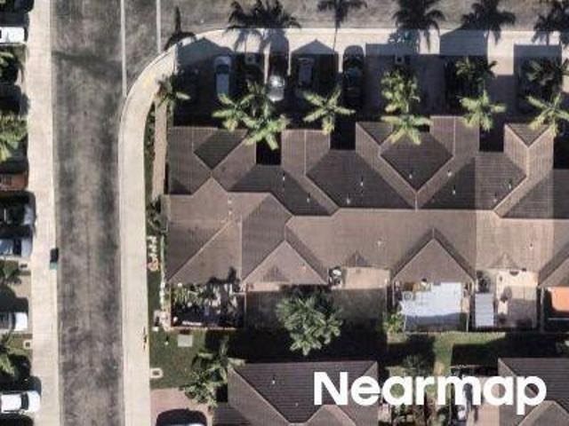 Townhouse for sale in Doral, Florida
