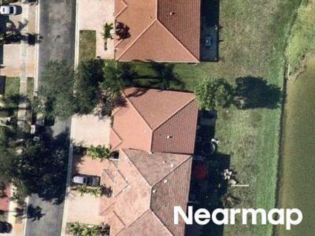 Townhouse for sale in Pembroke Pines, Florida