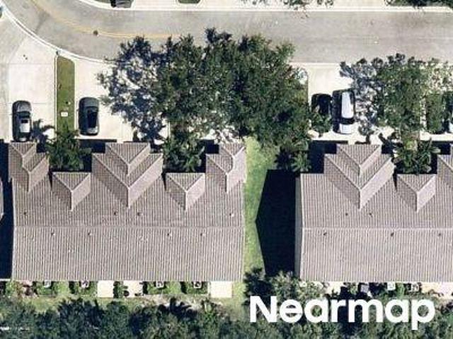 Townhouse for sale in Plantation, Florida