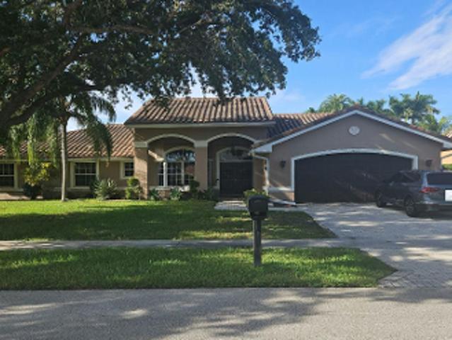 House for sale in Pembroke Pines, Florida
