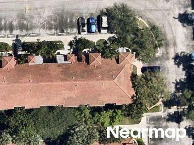 Condo for sale in Pembroke Pines, Florida