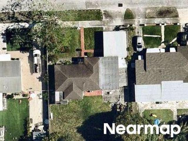House for sale in Parkside Mobile Home Park, Miami