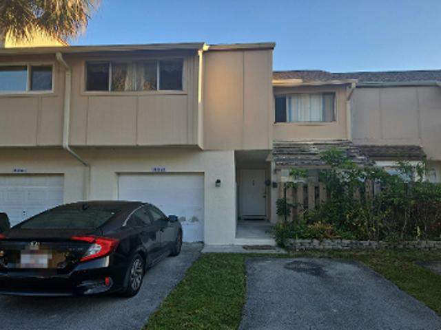 Condo for sale in Plantation, Florida