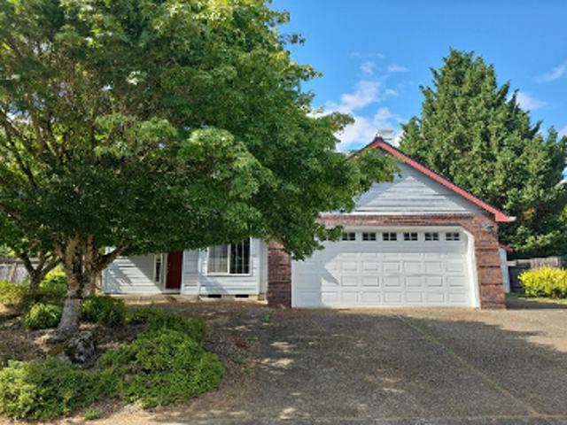 House for sale in Oregonia