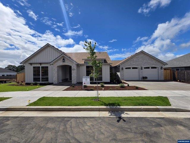 House for sale in Oregonia