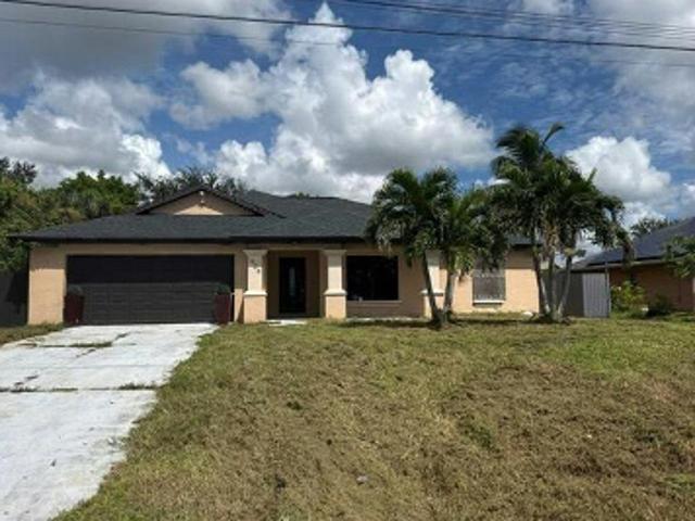 House for sale in Cape Coral, Lee County