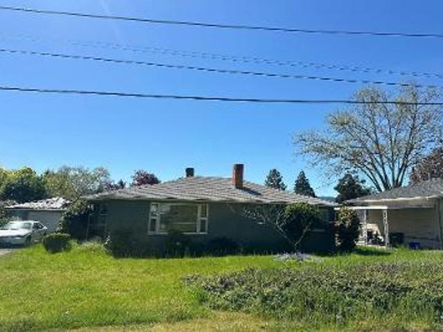 House for sale in Roseburg