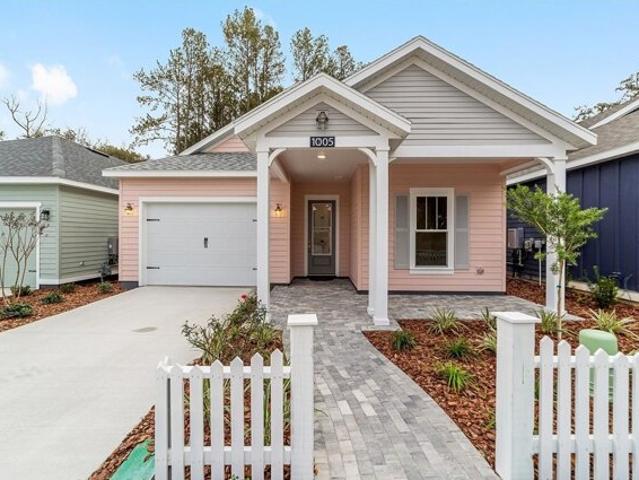 House for sale in Newberry