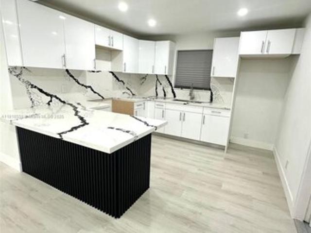 House for sale in Dania, Florida