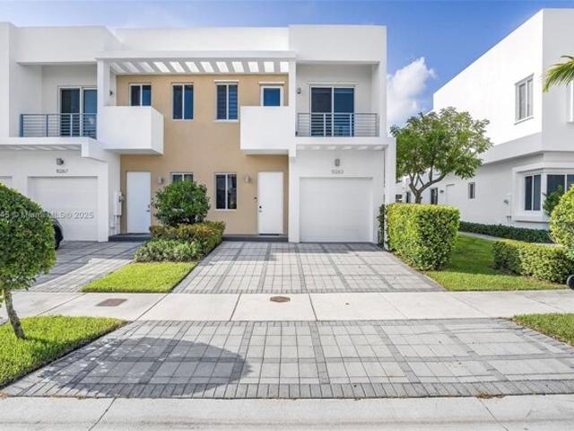 House for sale in Doral