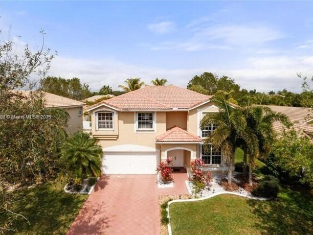 House for sale in Sunrise