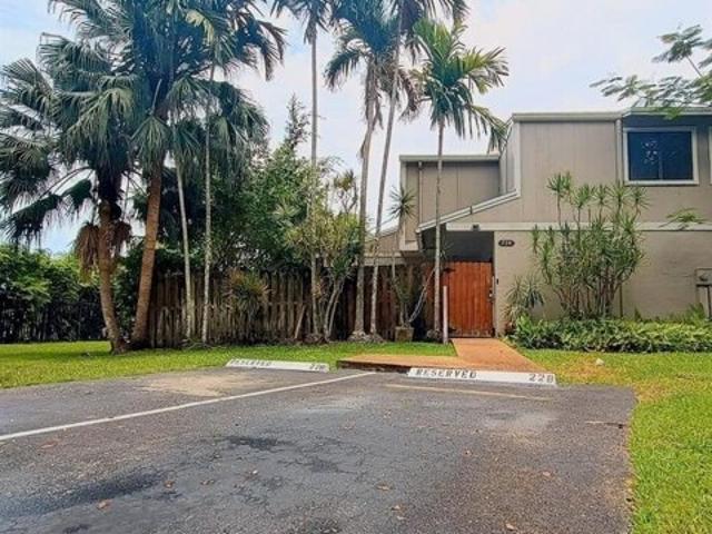 House for sale in Plantation House for sale in Plantation