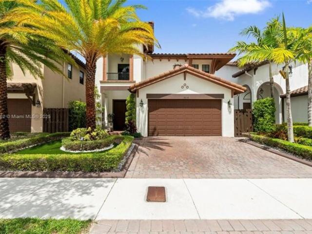 House for sale in Doral