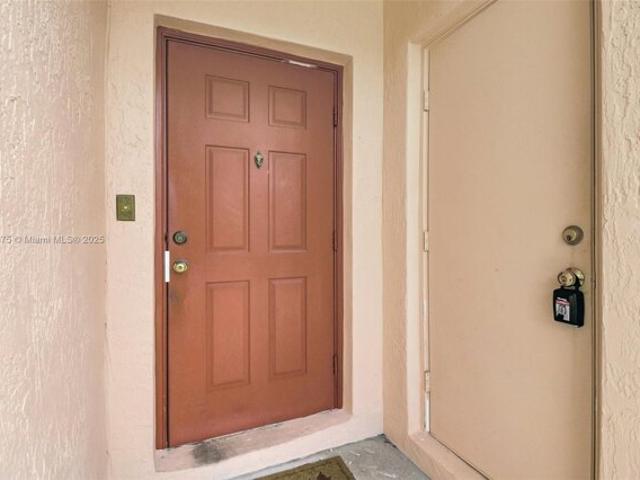 House for sale in Pembroke Pines
