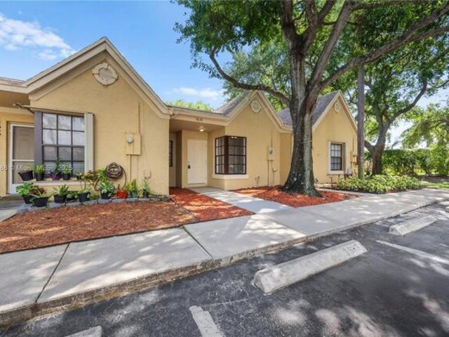 Condo for sale in Sunrise