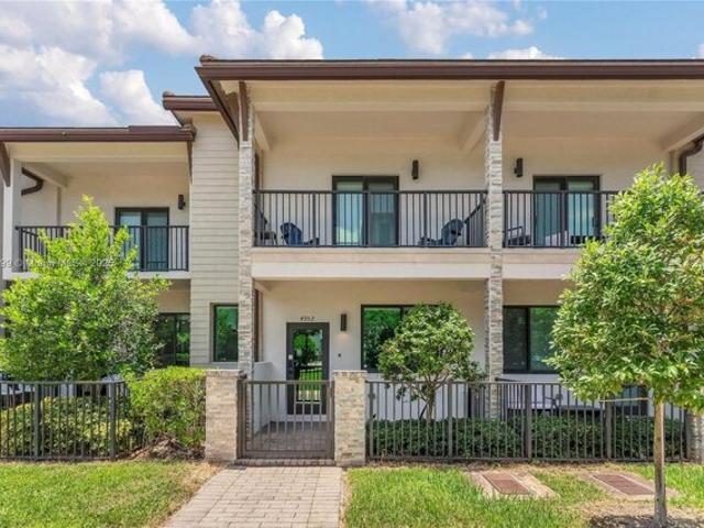 House for sale in Doral