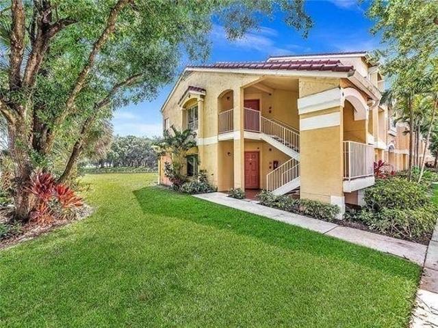 Condo for sale in Oakland Park