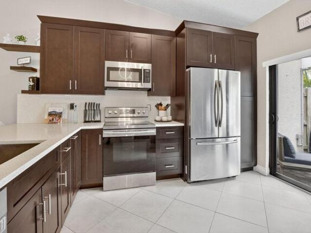 House for sale in Deerfield Beach
