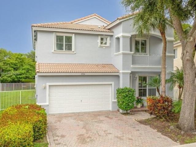 House for sale in Pembroke Pines