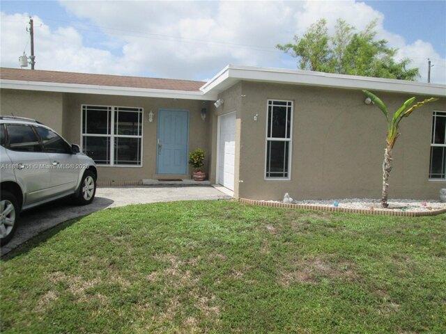 House for sale in Sunrise