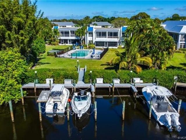 Condo for sale in Stuart