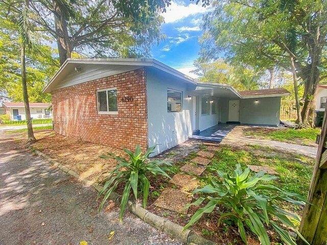 House for sale in Oakland Park House for sale in Oakland Park