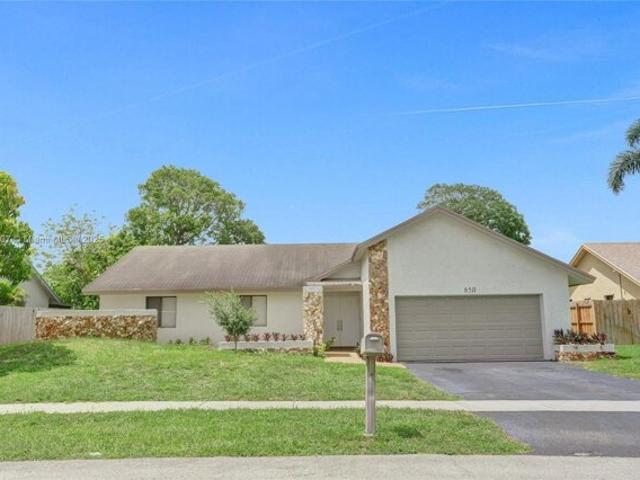 House for sale in Lauderhill