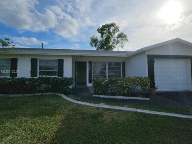 House for sale in Sunrise