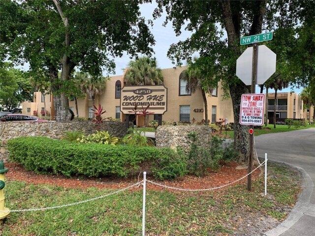 Condo for sale in Lauderhill