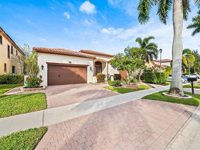 House for sale in Cooper City, Florida