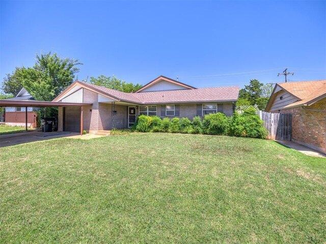 House for sale in Moore House for sale in Moore