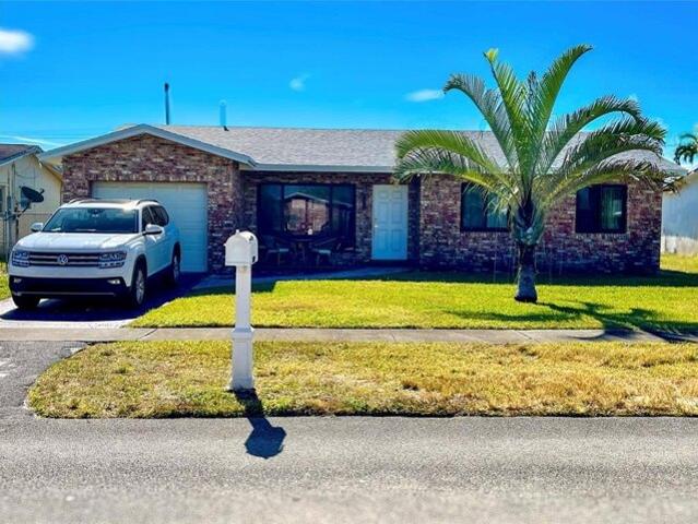 House for sale in Sunrise